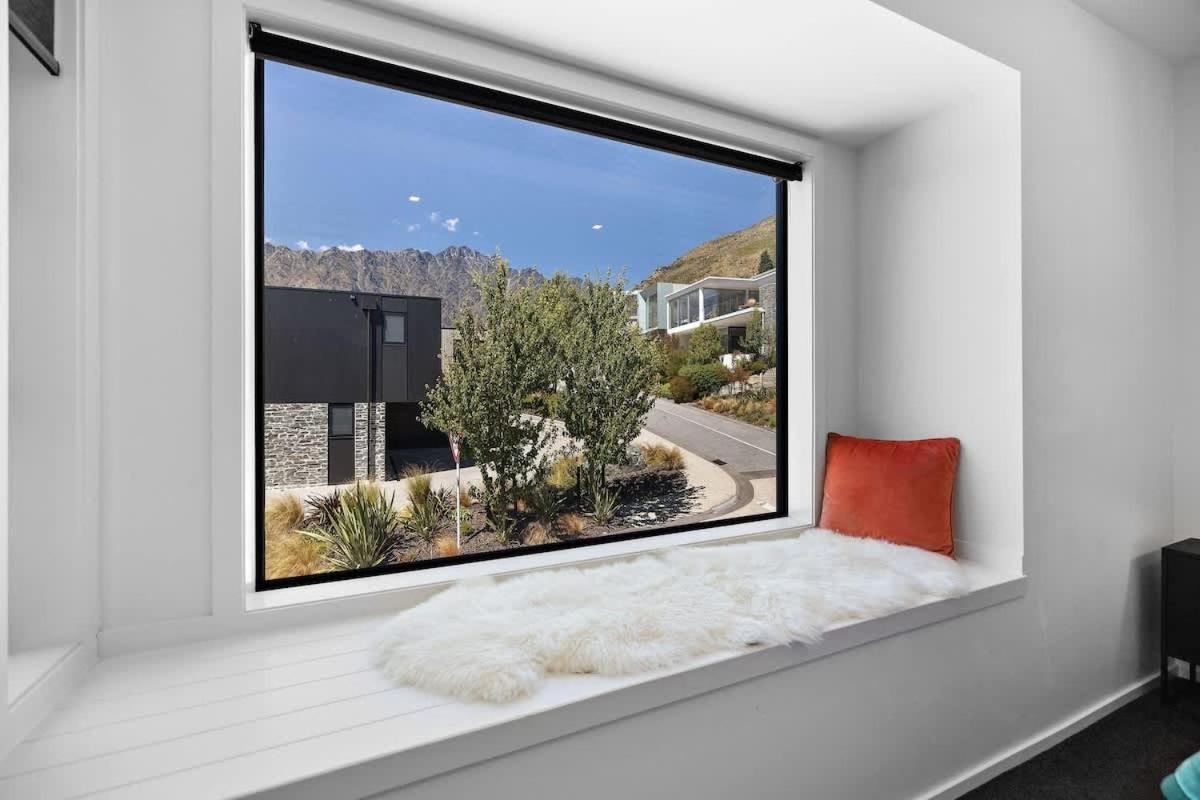 Homestead Retreat - 2 Bedroom - Lake View Queenstown Bagian luar foto