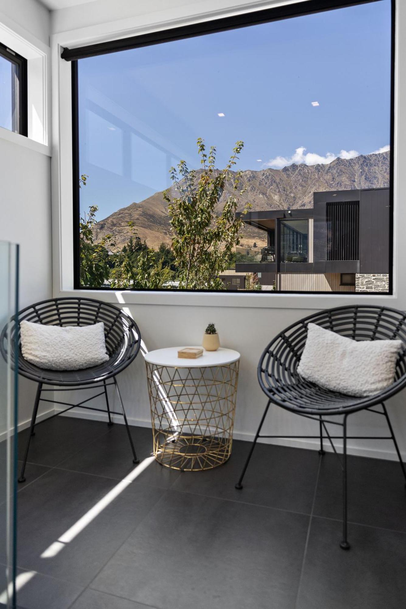 Homestead Retreat - 2 Bedroom - Lake View Queenstown Bagian luar foto
